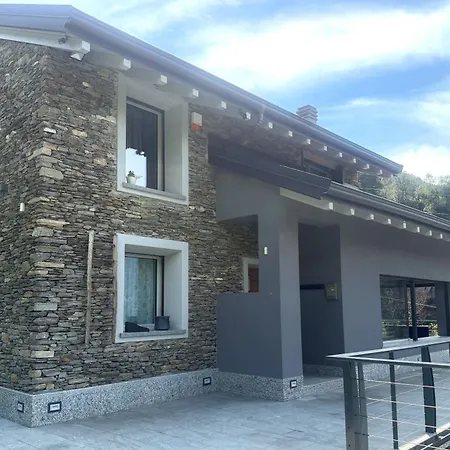 Apartament Leila Dervio
