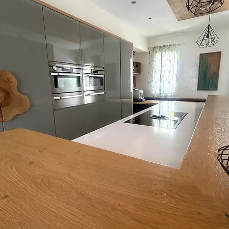 Leila Apartament Dervio