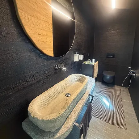 Leila Apartament