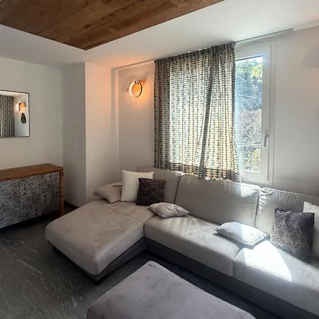 Apartament Leila *